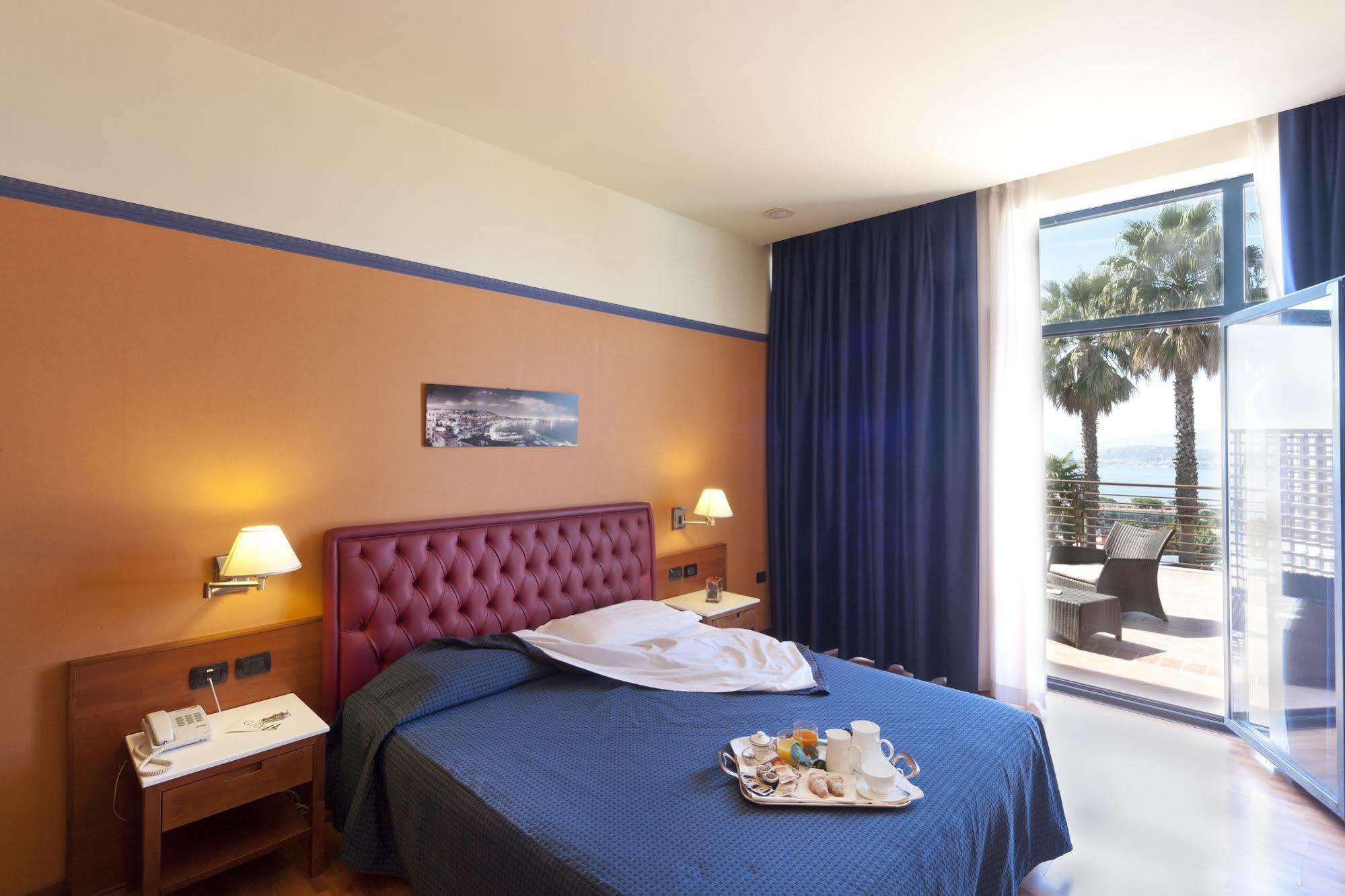 Gli Dei Hotel 4*